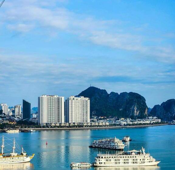 Sunset House Căn Hộ Dịch Vụ Trong Khách Sạn Best Western Premier Sapphire Ha Long