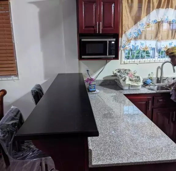 تختخواب و صبحانه 43 Dougville Melanie Ecd