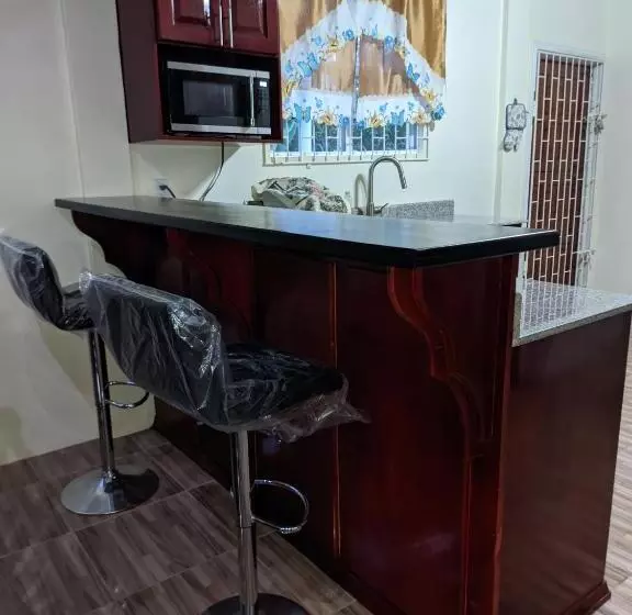 تختخواب و صبحانه 43 Dougville Melanie Ecd