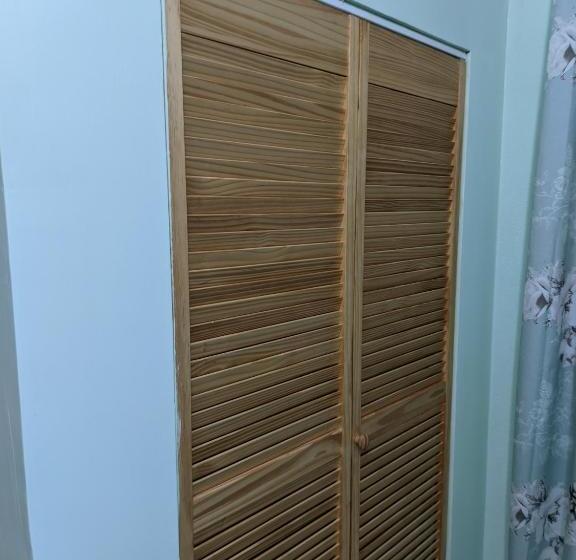 تختخواب و صبحانه 43 Dougville Melanie Ecd