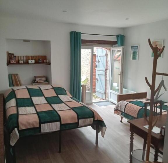 مبيت وإفطار Coté Bouble Chantelle 03140