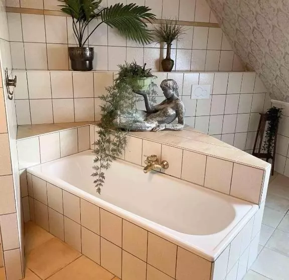 Aamiaismajoitus (B&B) Landhuis De Nieuwe Hof