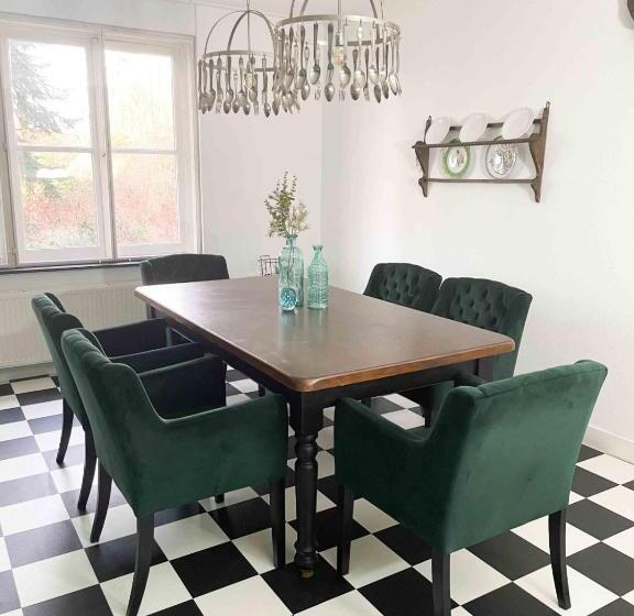 مبيت وإفطار Landhuis De Nieuwe Hof