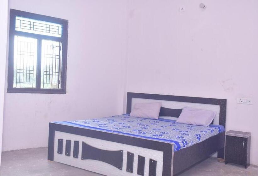 Golden Hotel And Restaurant