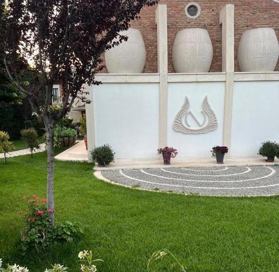 ホテル Nurellari Winery Cellar And Guest House