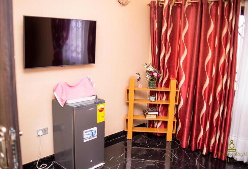 Отель The Green Royal