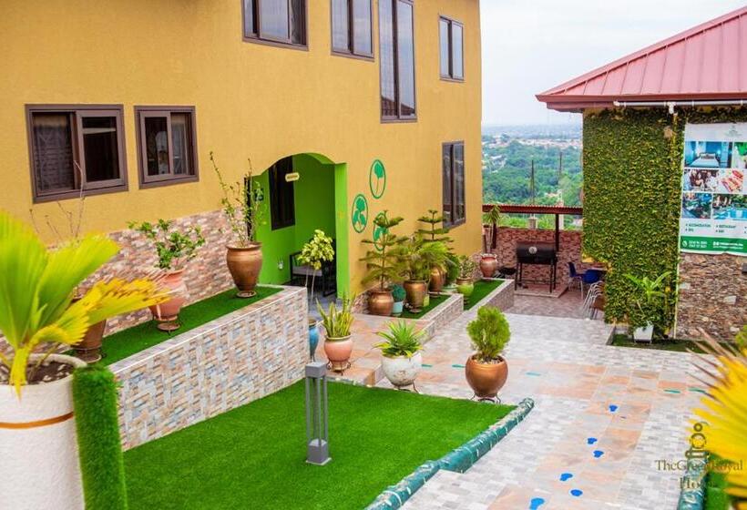 Отель The Green Royal