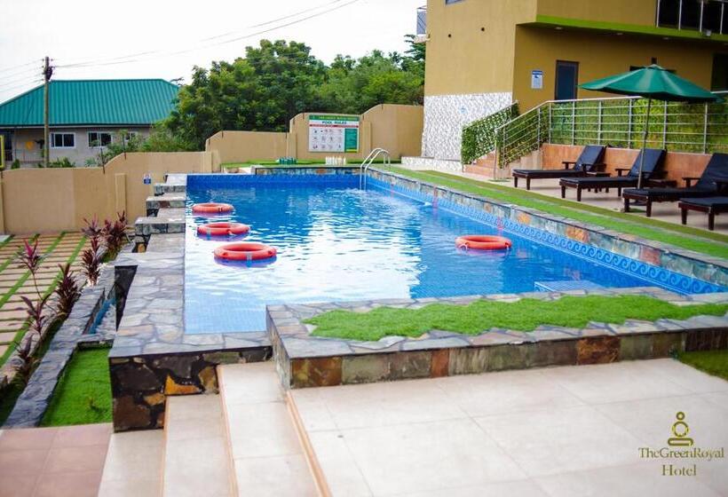 Отель The Green Royal