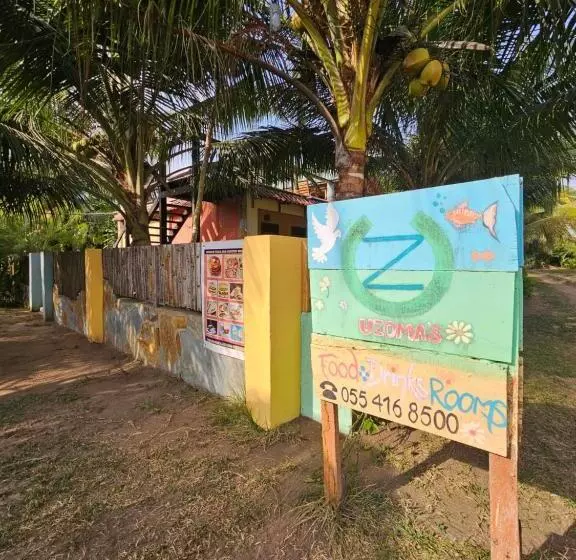 Hotelli Uzoma S Lodge