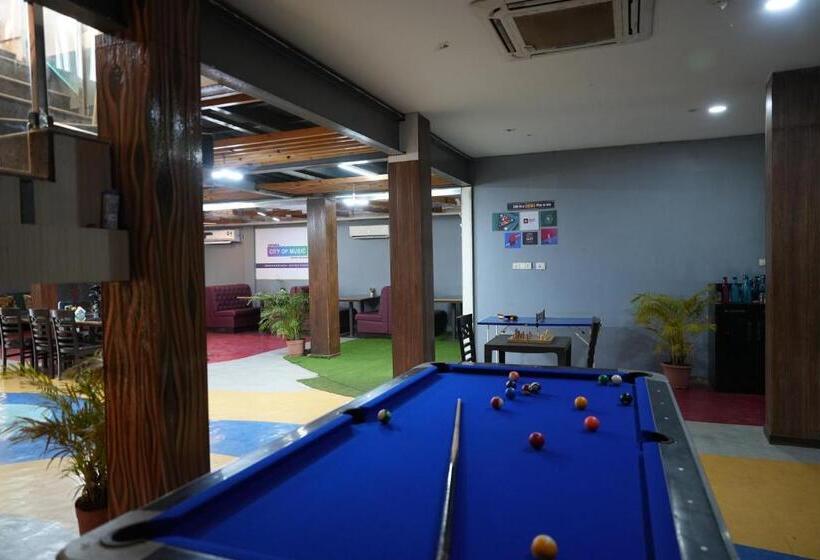 Hotel Wandr City Of Music