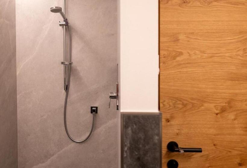 فندق Weberhof Toblach