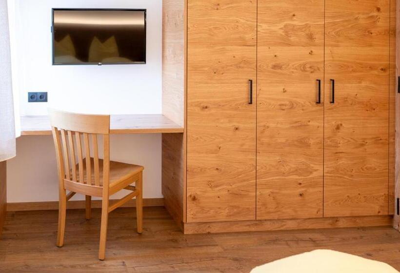 فندق Weberhof Toblach