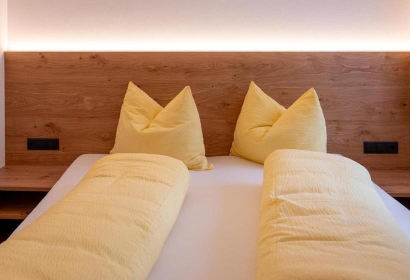 فندق Weberhof Toblach