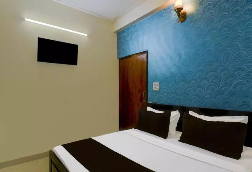 Hotelli O Pratap Palace