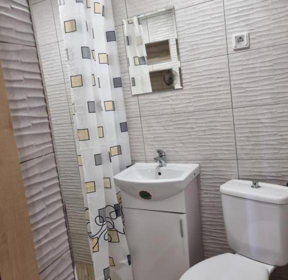 پانسیون стаи за гости   девня