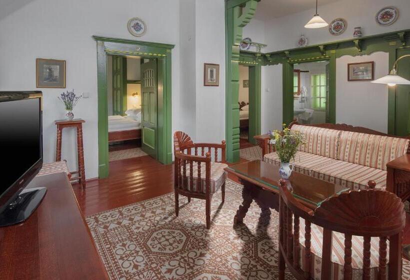 פנסיון Chaloupka