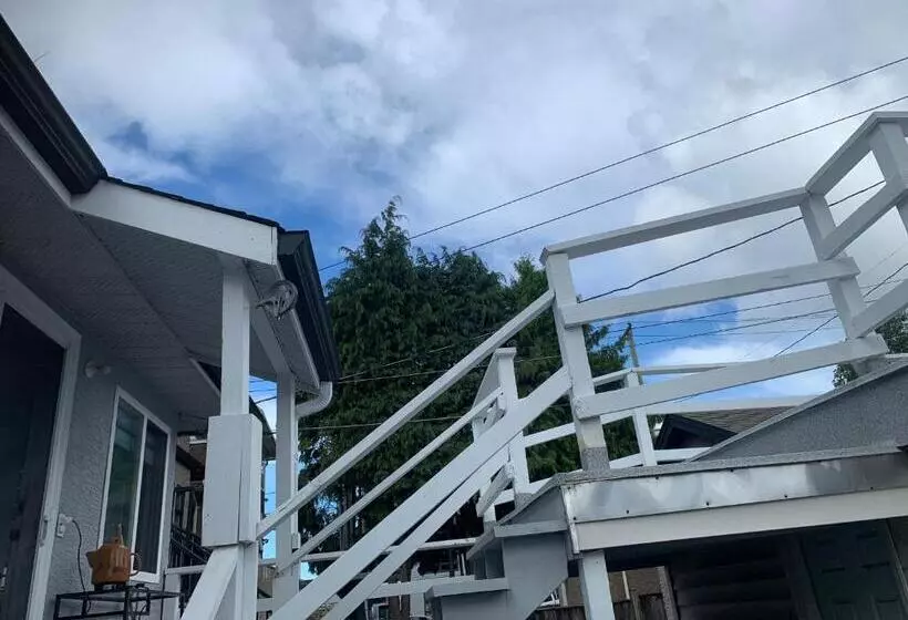 ペンション Exclusive Offer   A Special Deal Ending Soon!! Super Nice Location   Very Close To Yvr Airport And S