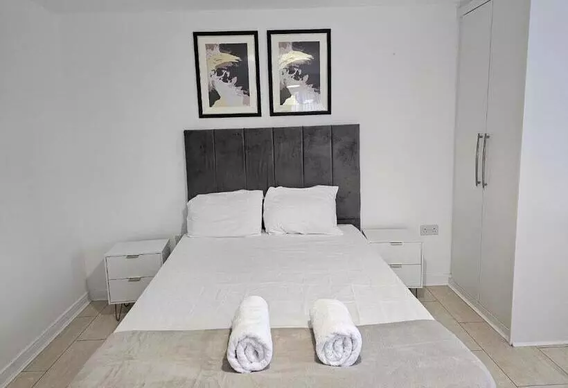 ペンション Fabulous Guest House In Dartford