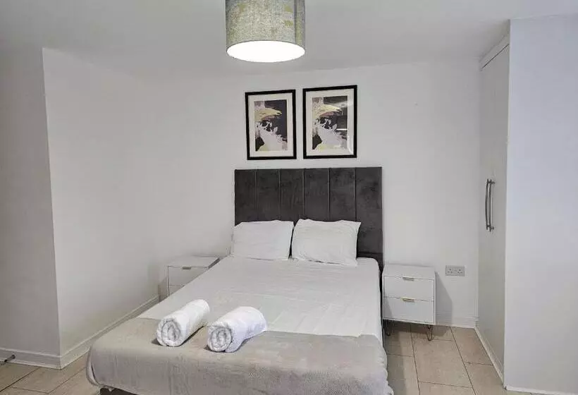 ペンション Fabulous Guest House In Dartford