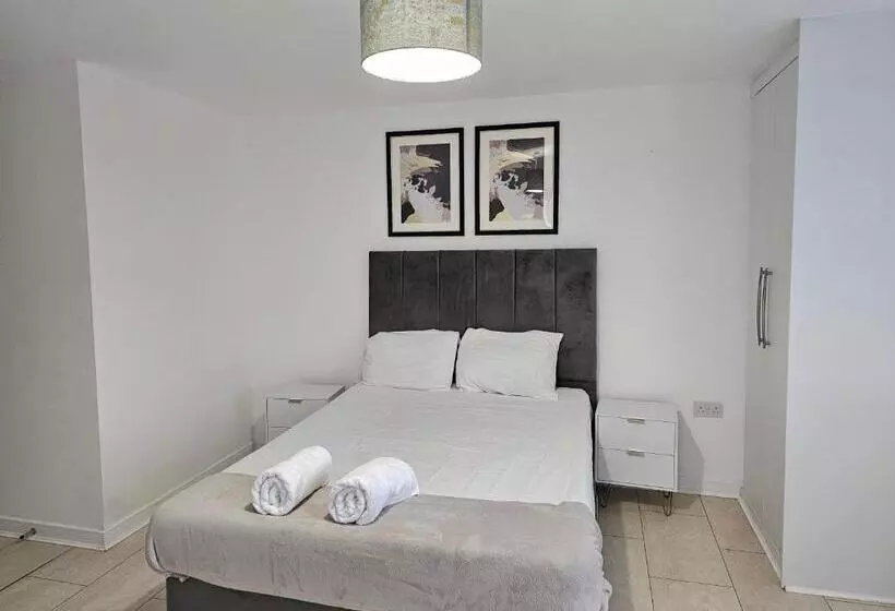 ペンション Fabulous Guest House In Dartford