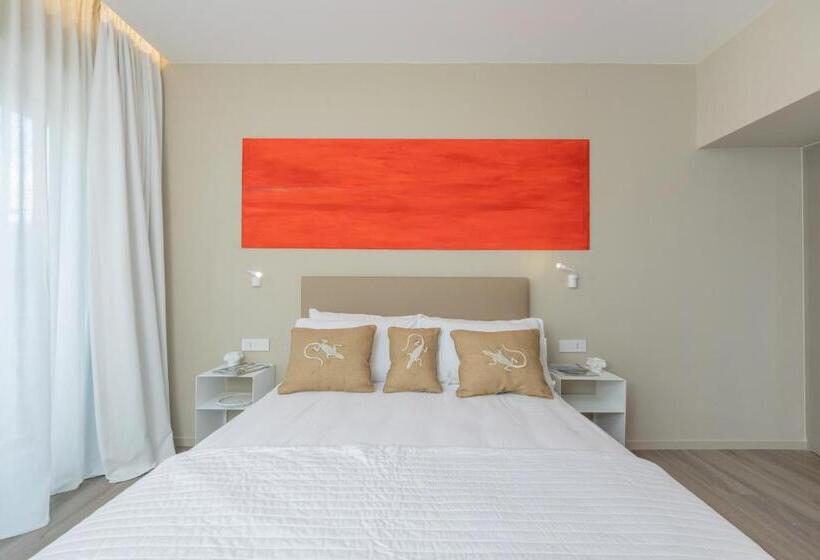 پانسیون Five By Capri 5 Senses