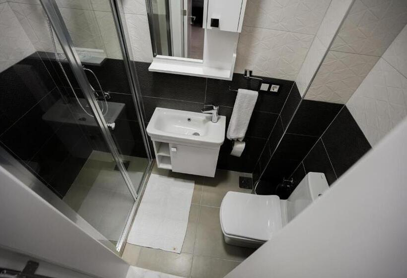 Saraydeluxepremium Otel