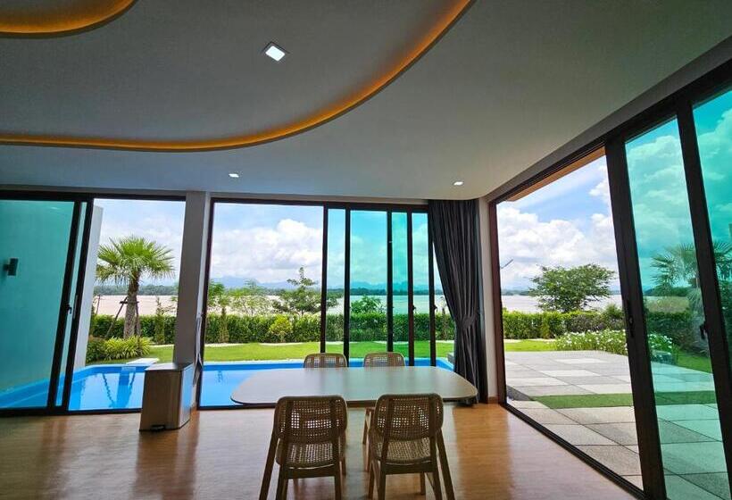 Sunrise Resort & Cafe   ซันไรส์ รีสอร์ท & คาเฟ่