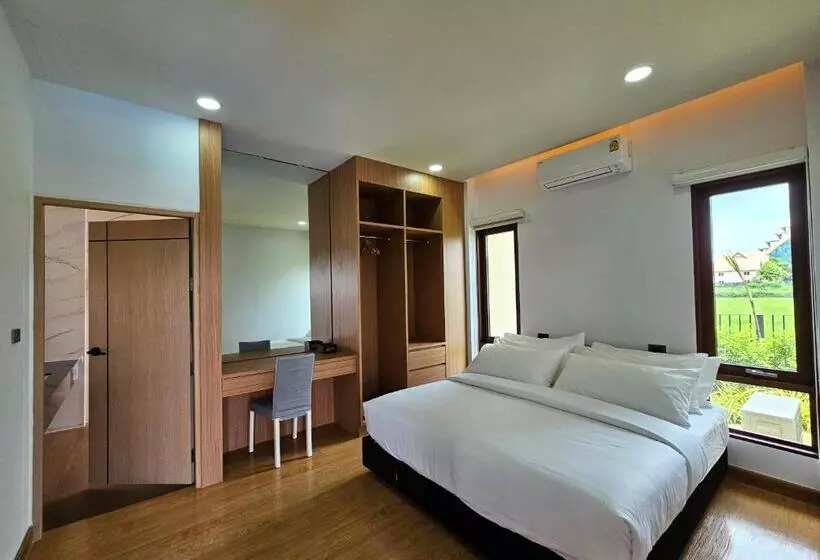 Sunrise Resort & Cafe   ซันไรส์ รีสอร์ท & คาเฟ่