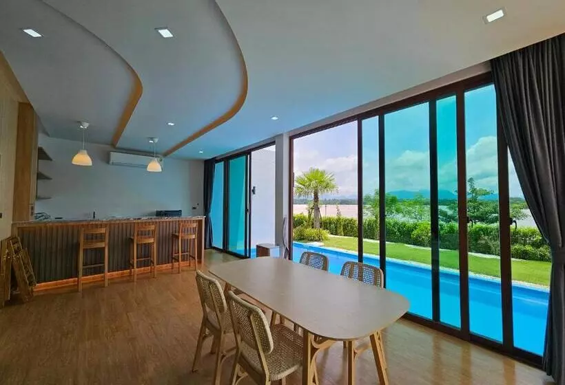 Sunrise Resort & Cafe   ซันไรส์ รีสอร์ท & คาเฟ่