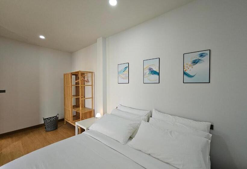 Sunrise Resort & Cafe   ซันไรส์ รีสอร์ท & คาเฟ่