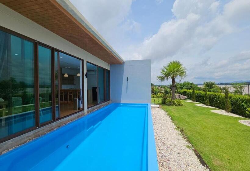 Sunrise Resort & Cafe   ซันไรส์ รีสอร์ท & คาเฟ่