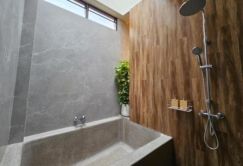 Sunrise Resort & Cafe   ซันไรส์ รีสอร์ท & คาเฟ่