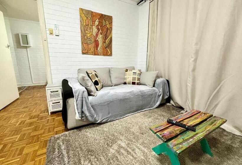 Central Subiaco Oasis 1 Bedroom Unit