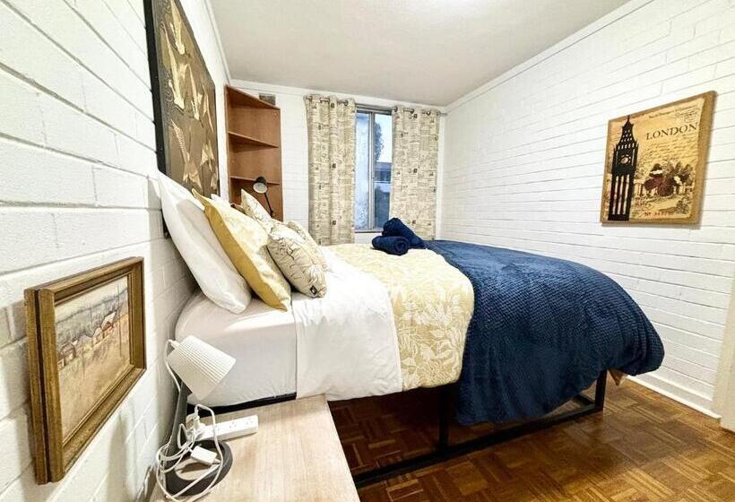 Central Subiaco Oasis 1 Bedroom Unit