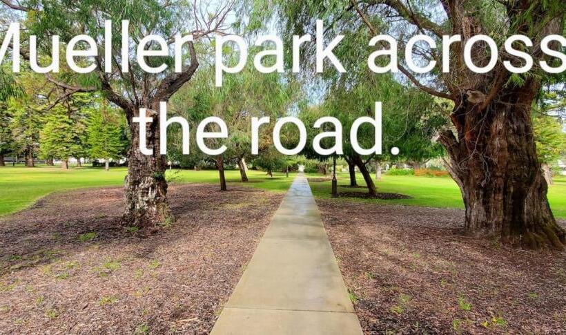 Central Subiaco Oasis 1 Bedroom Unit