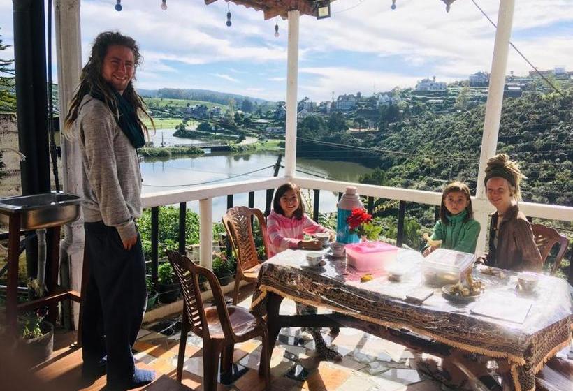 هاستل Fair View Holiday Home