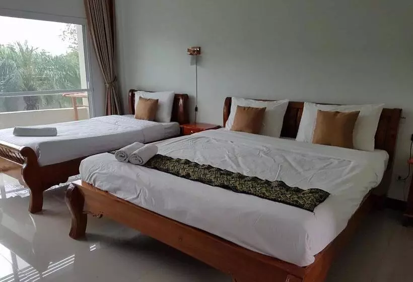 ユースホステル Mayuree Resort