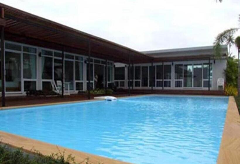 Baan Civilize Resort