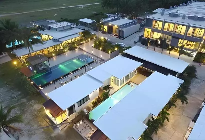 Baan Civilize Resort