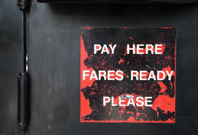 تختخواب و صبحانه Bed In Bus