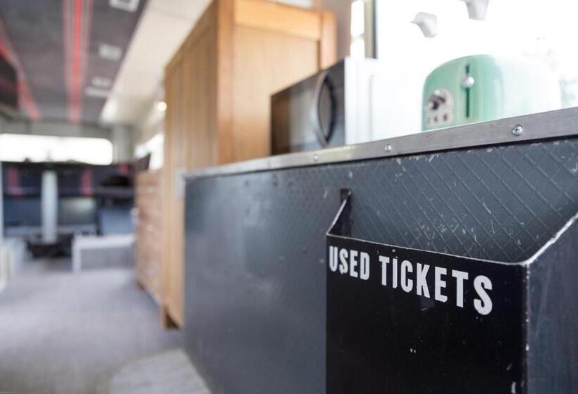 تختخواب و صبحانه Bed In Bus