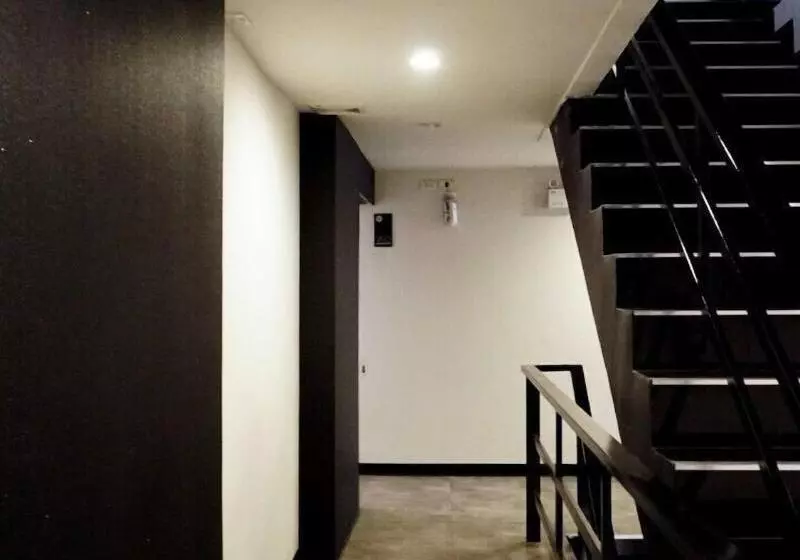 B Black Hotel Chonburi