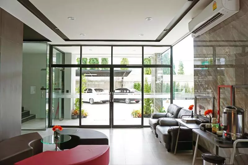 B Black Hotel Chonburi