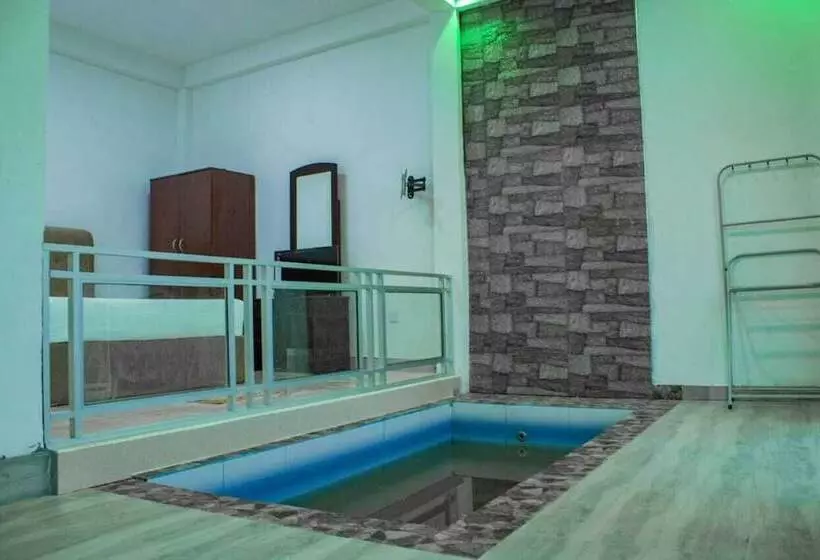 Hotel Ornateview