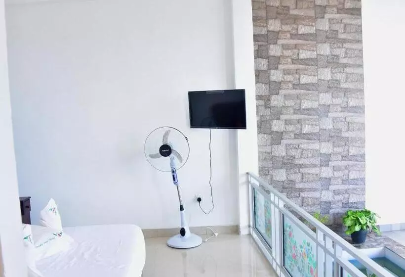 Hotel Ornateview
