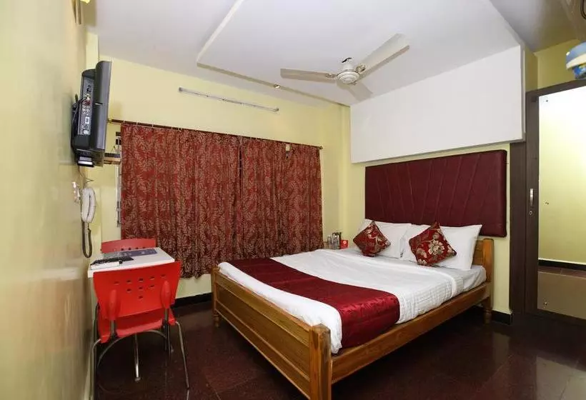 ホテル Oyo Rooms Velachery