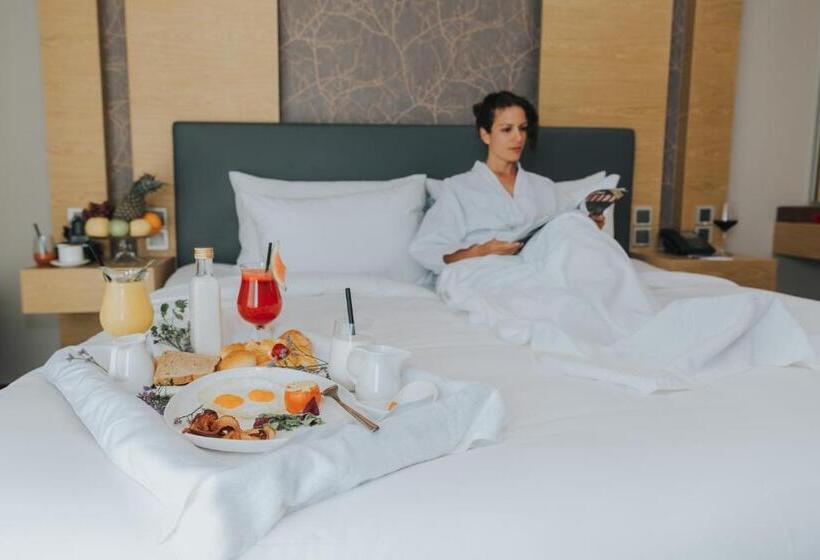 Seashells Phu Quoc Hotel & Spa