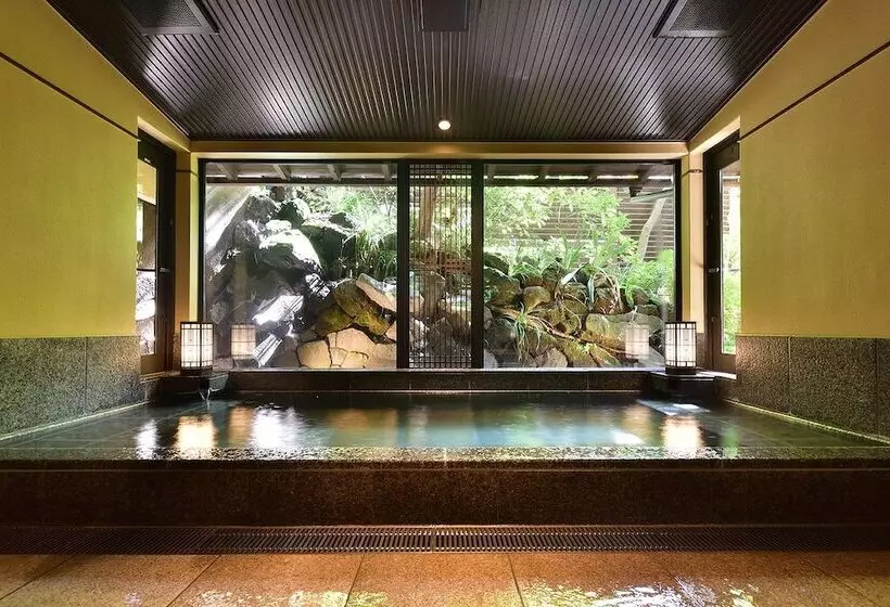 旅館 Sansuikaku