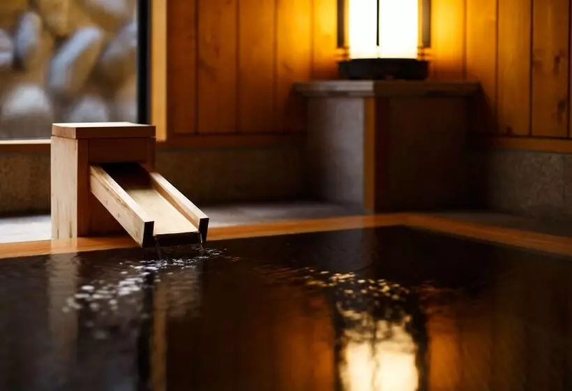 旅館 Sansuikaku