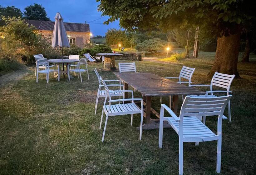 مبيت وإفطار Hameau Du Hour   Chambre D Hôtes Et Gîtes